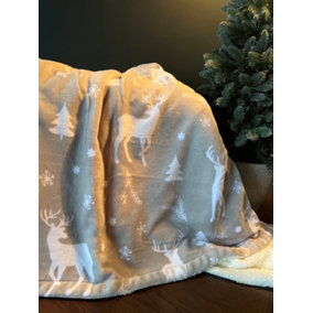 Home Curtains Woodland Reindeer Sherpa Fleece Throw/Blanket 150x200cm Grey