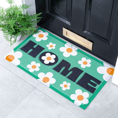 Home Daisy Indoor & Outdoor Doormat 70x40cm DIY at B&Q