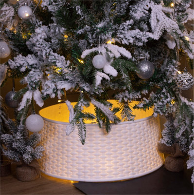 Home Festive Rattan Style White Christmas Tree Skirt DIY at B&Q