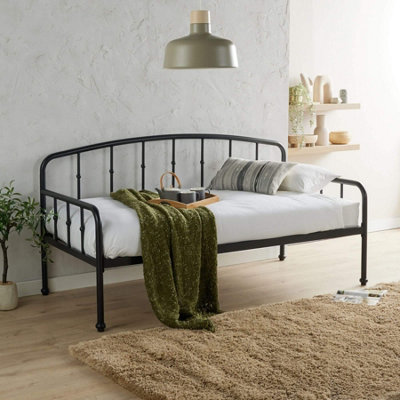 Cheap daybed store frames