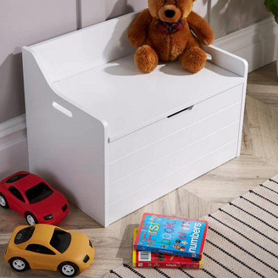 Austin toy store box white