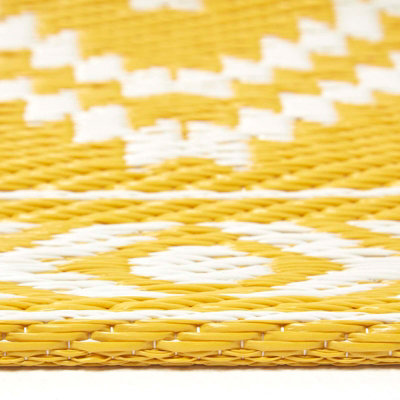Homescapes Anna Aztec Yellow & White Outdoor Rug Runner, 75 x 200 cm