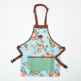 Homescapes Blue and Pink Gardening Apron with Floral Rose Design