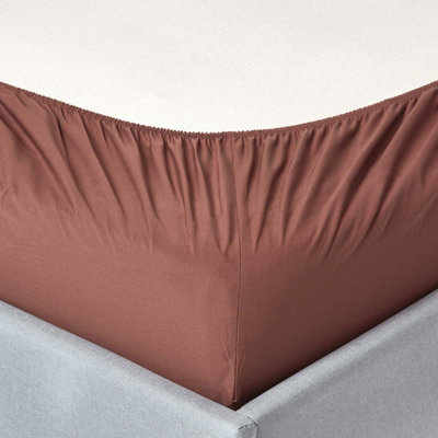 Homescapes Chocolate Egyptian Cotton Fitted Sheet 200 TC, Small Double