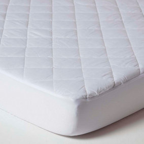 Homescapes Cot Bed Quilted Waterproof Mattress Protector 70 x 140 cm, Pack of 2
