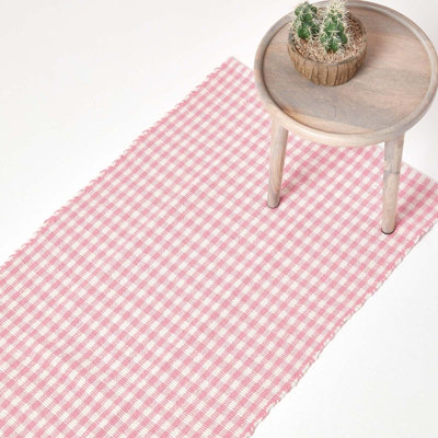 Homescapes Cotton Gingham Check Rug Hand Woven Pink White, 66 x 200 cm