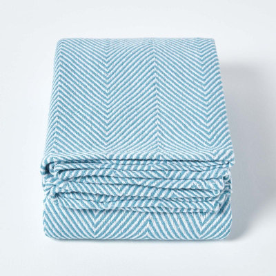 Homescapes Cotton Halden Chevron Teal Throw, 255 x 360 cm