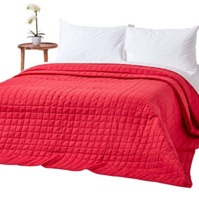 Homescapes Cotton Quilted Reversible Bedspread Red & White, 150 x 200 cm
