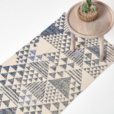 Homescapes Delphi Blue and White Geometric Style 100% Cotton Printed Rug, 66 x 200 cm