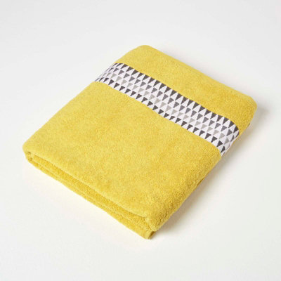 Homescapes Geometric 100% Cotton Bath Sheet, Ochre Price Comparisons | Compare The Build