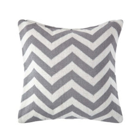 Homescapes Grey Geometric Cotton Knitted Cushion Cover, 45 x 45 cm
