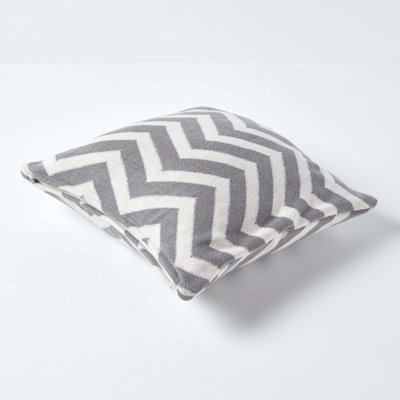 Homescapes Grey Geometric Cotton Knitted Cushion Cover, 45 x 45 cm