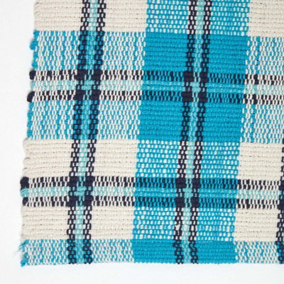 Homescapes Irvine Handwoven Blue Tartan 100% Cotton Rug, 120 x 170 cm