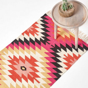 Homescapes Jakarta Handwoven Pink, Orange and Yellow Multi Coloured Geometric Pattern KIlim Wool Rug, 66 x 200 cm