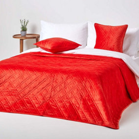Homescapes Luxury Burnt Orange Quilted Velvet Bedspread Geometric Pattern 'Paragon Diamond' Throw, 200 x 200 cm