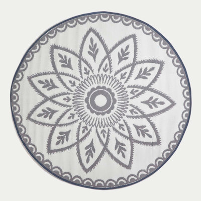 Homescapes Luxury Henna Pattern White & Grey Round Reversible Waterproof Outdoor Rug, 180 cm