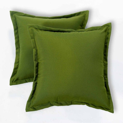 Homescapes Luxury Outdoor Cushions 2 Set, Waterproof, Soft-Touch, Plain Green, for Garden and Indoors, 45 x 45 cm