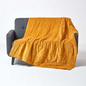 Homescapes Mustard Velvet Quilted Throw, 125 x 150 cm