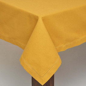 Homescapes Mustard Yellow Cotton Round Tablecloth 178 cm