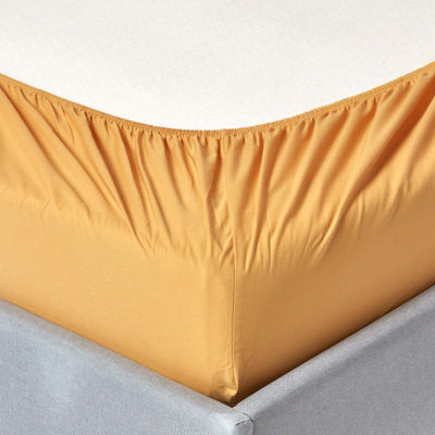 Homescapes Mustard Yellow Egyptian Cotton Fitted Sheet 200 TC, Super King