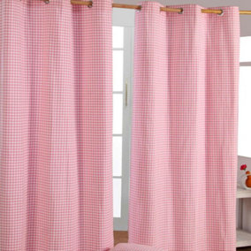 Homescapes Pink Cotton Gingham Eyelet Curtains 117 x 137 cm