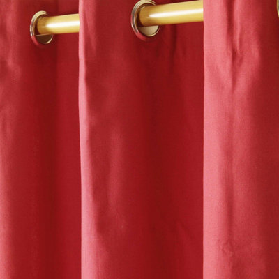 Homescapes Plain Red Cotton Eyelet Curtains 137 x 182 cm