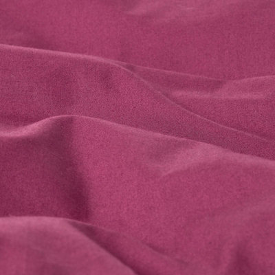 Homescapes Plum Egyptian Cotton V Shaped Pillowcase 200 TC