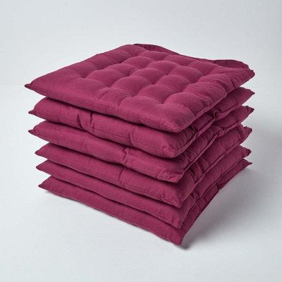 Homescapes Plum Seat Pads 100% Cotton Chair Cushions 40x40 cm, Set of 6 Plain Chair Pads for Dining, Kitchen or Garden Outdoor