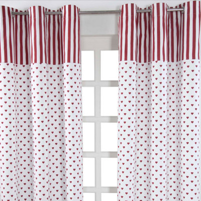 Homescapes Red Love Hearts Ready Made Eyelet Curtain Pair, 117 x 137 cm Drop