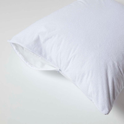 Homescapes Terry Towelling Waterproof Pillow Protectors 60 x 60 cm, Pack of 4