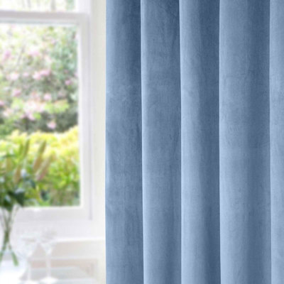 Homescapes Thermal 100% Blackout Blue Velvet Curtains, 117 x 137 cm (46" x 54")