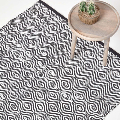 Homescapes Trance Black and White Diamond Pattern Recycled Fibre Rug, 120 x 170 cm