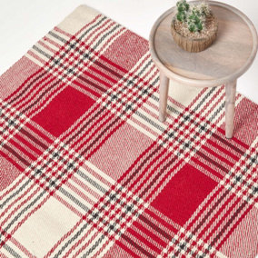 Homescapes Walker Red Tartan Check Non-Slip 100% Wool Rug, 70 x 120 cm