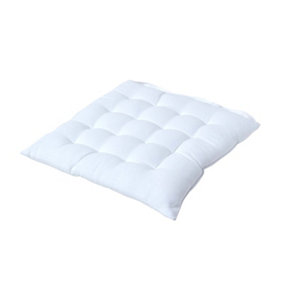 Homescapes White Plain Seat Pad with Button Straps 100% Cotton 40 x 40 cm