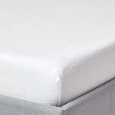 Homescapes White Soft Portuguese Brushed Cotton Deep Fitted Sheet, King