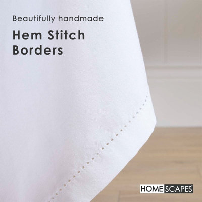 Homescapes White Tablecloth 137 x 178 cm