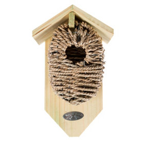 Homescapes Wooden Bird Box with Seagrass Birdnest