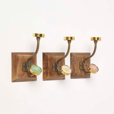 Homescapes Wooden Coat Rack with Bees, Set of 3 Coat Hooks