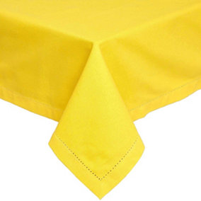 Homescapes Yellow Cotton Square Tablecloth 137 x 137 cm