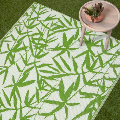 Homescapes Zena Tropical Green Outdoor Rug, 180 x 270 cm