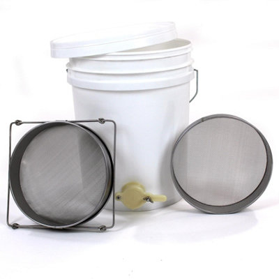 Honey Settling Tank 20 Litre with Double Strainers