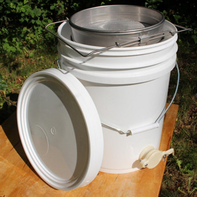 Honey Settling Tank 20 Litre with Double Strainers - 9