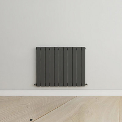 Horizontal Anthracite Single Flat Panel Radiator (H) 600 mm x (W) 748 mm.