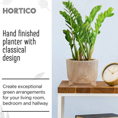 HORTICO GROWER Brown Wooden House Planter with Legs, Indoor Plant Pot Stand with Waterproof Liner D20 H17 cm, 2.2L