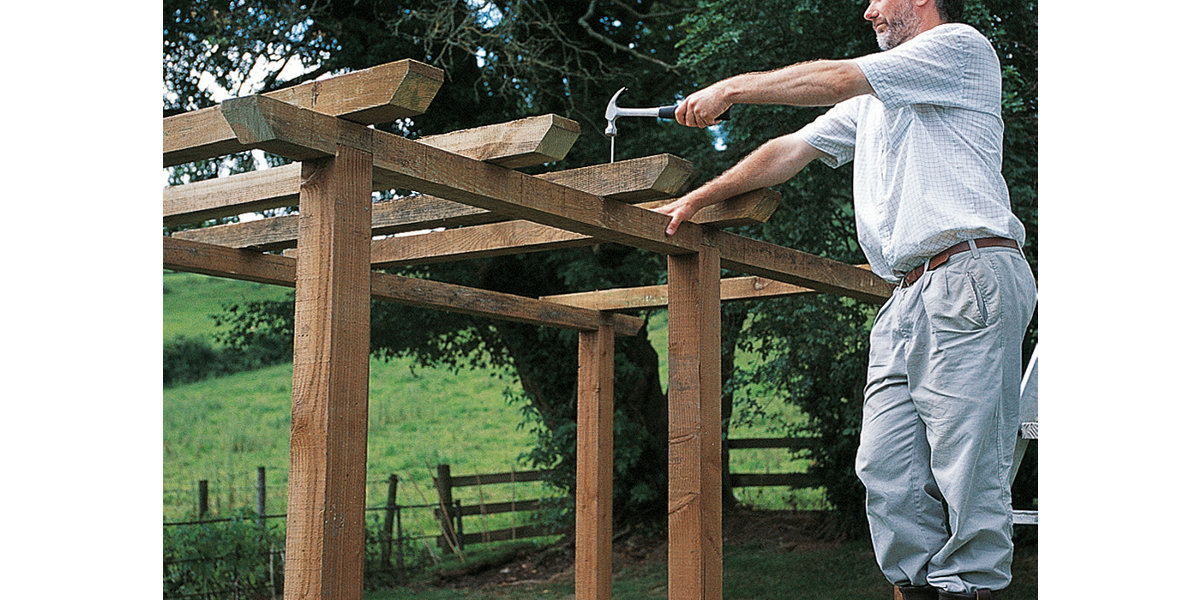 B&q how to build a pergola