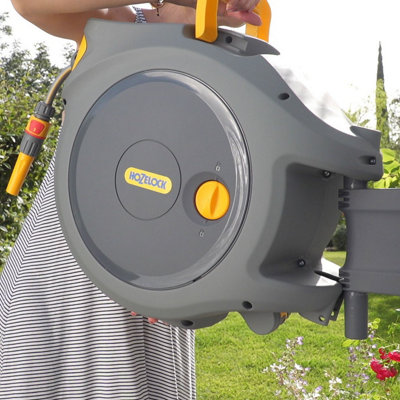 Hozelock Auto Reel With Hose & Multi Spray Gun - Cowell's Garden