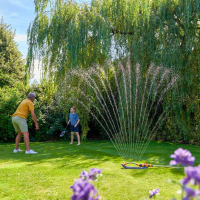 Hozelock Rectangular Aquasave Pro Oscillating Garden Sprinkler Plus 220m2
