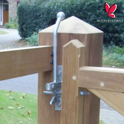 Hunting Type Self-Locking Auto Gate Catch Kit with Cranked Striker ...