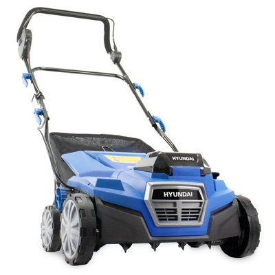 Hyundai 2 x 20V (40V) Cordless Lawn Scarifier, Aerator & Dethatcher Rake 380mm 4Ah Li-Ion Batteries Brushless  HY2196