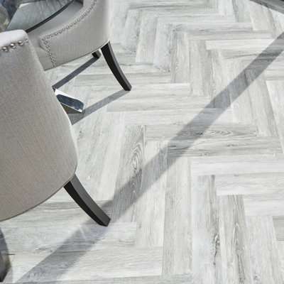 Icelandia Oak Natural Timber Effect Parquet 122mm x 610mm LVT Flooring Planks (Pack of 50 w/ Coverage of 3.72m2)